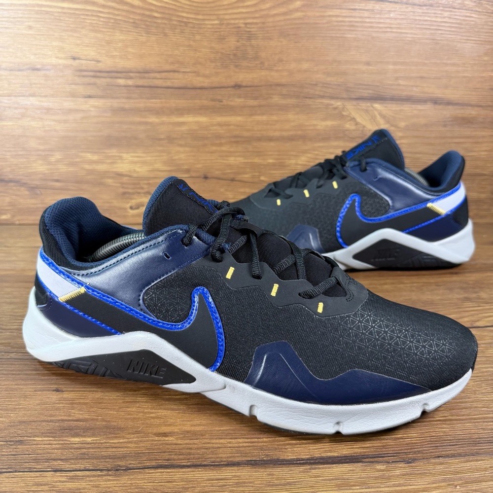 Nike Legend Essential 2 Training‎ Shoes Men’s Size 12 Athletic Sneakers